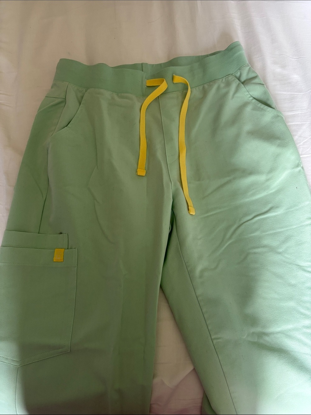 Garde Malade High Waisted Wide Leg Scrub Pants - Picture 2 of 3